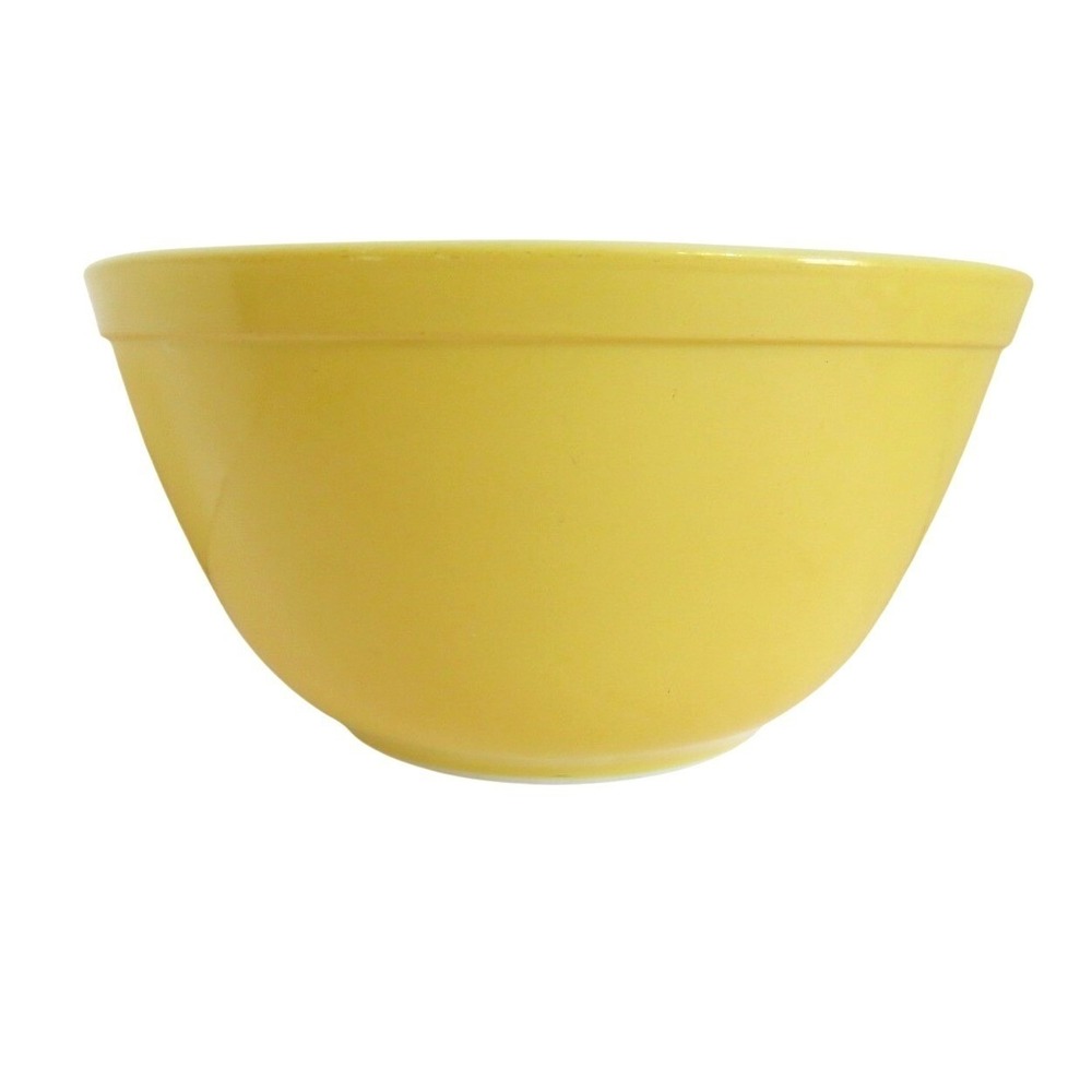 Vintage Pyrex Primary Yellow #402 Glass 1 1/2 Qt Nesting Mixing Bowl Made in USA